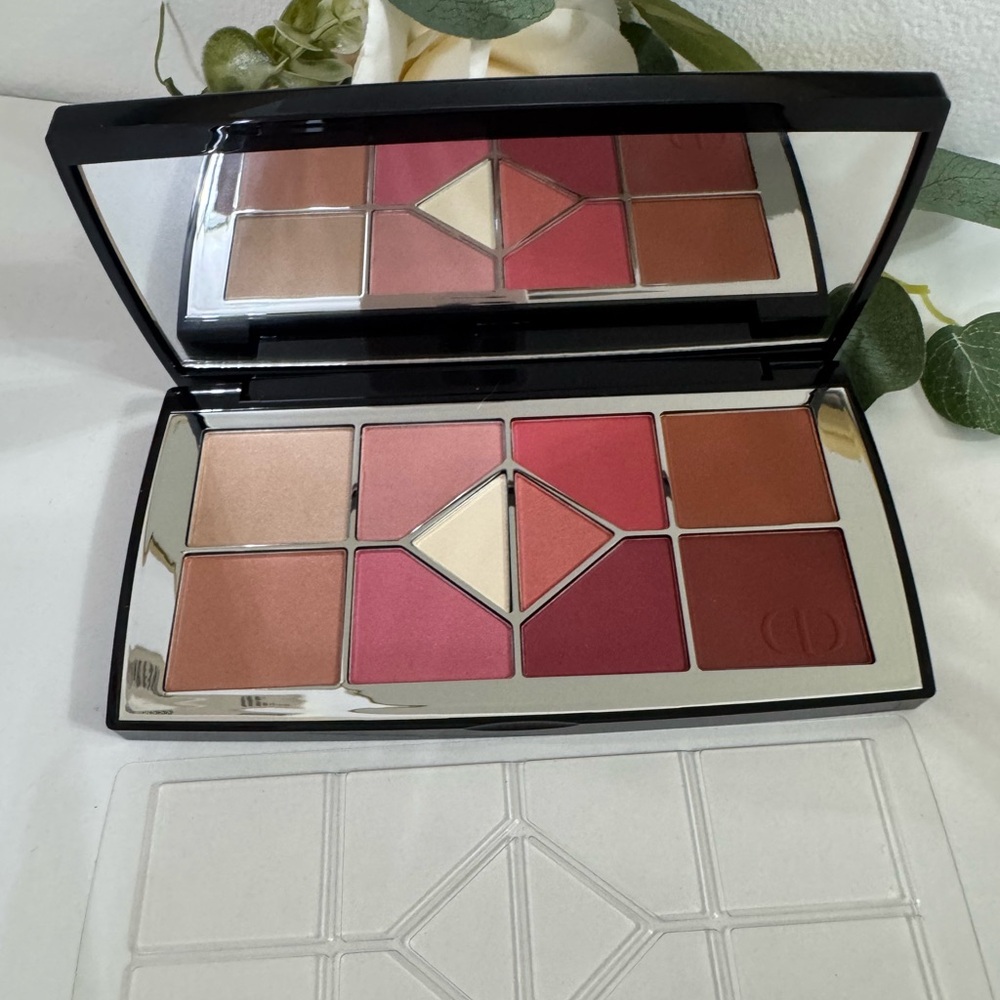 DIOR PALETTE FARDS A PAUPIERE EYESHADOW 001 MITZAH EDITION - Picture 7 of 15